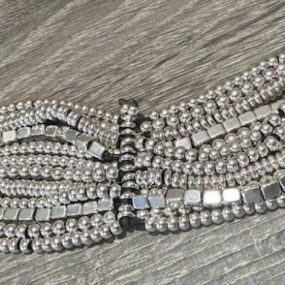 Uno de 50 *RARE-RETIRED* Trivial 12 layered bracelet - Picture 2 of 7